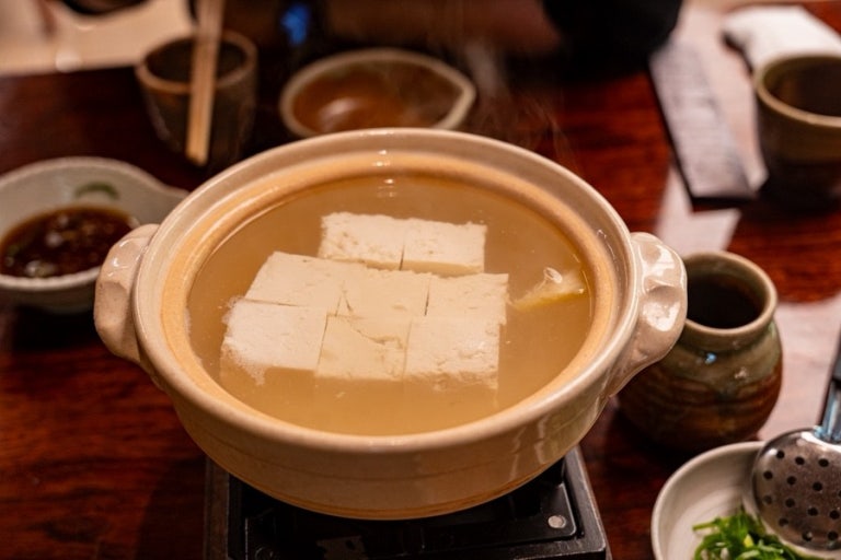 Yudofu (Simmered Tofu)