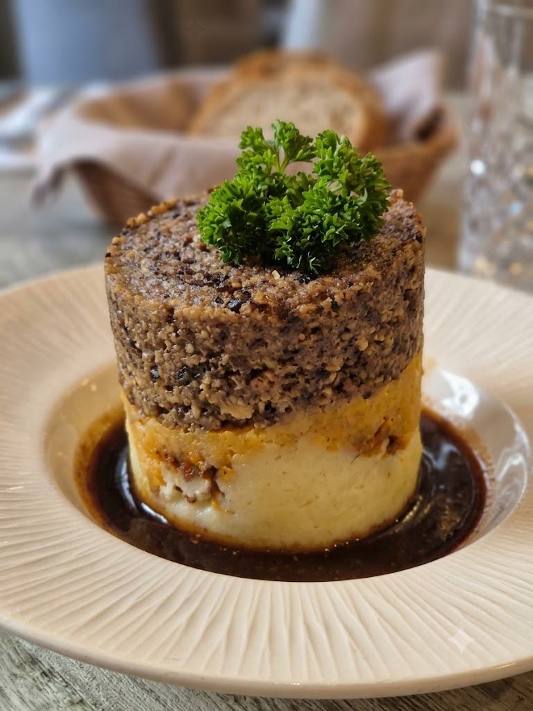Haggis, neeps and tatties