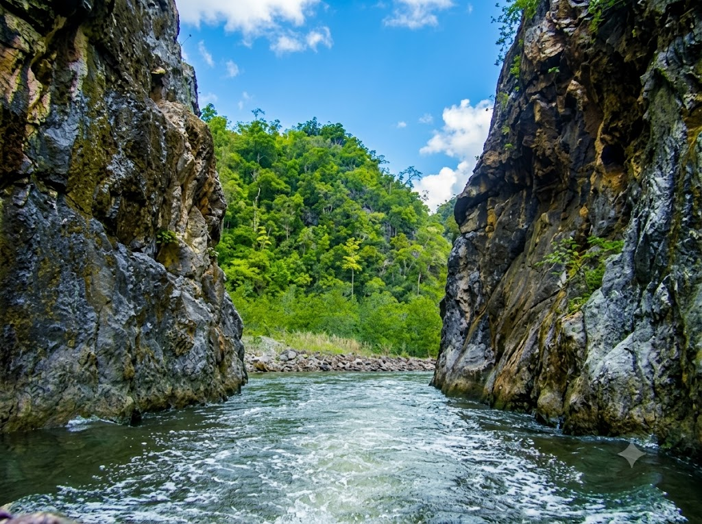 Kilim Karst Geoforest Park