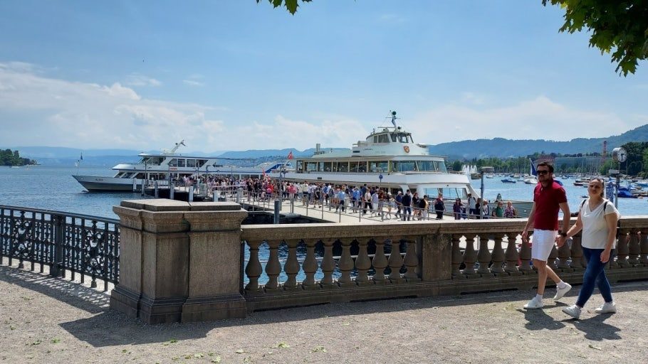 Lake Zurich boat cruise