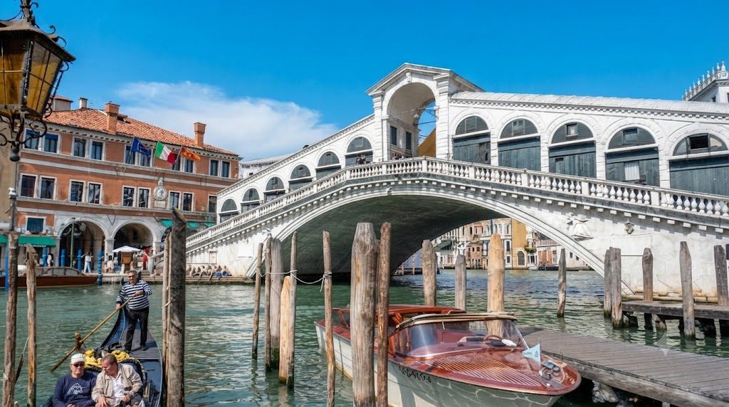 Rialto Bridge