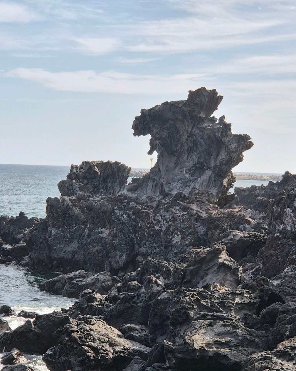 Yongduam Rock