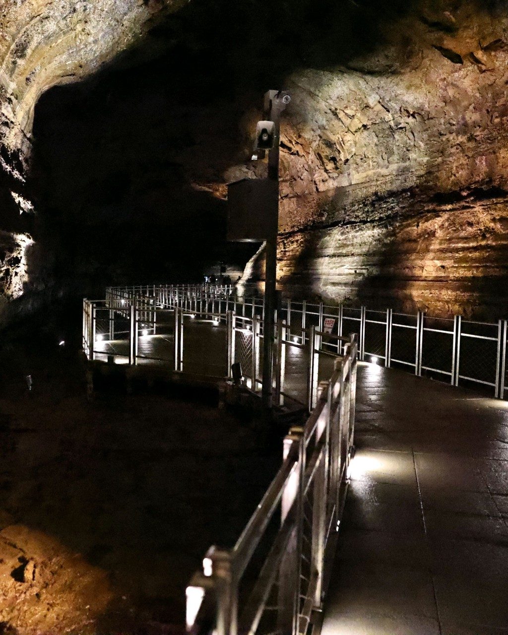 Manjanggul Cave